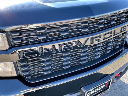 Used 2021 Chevrolet Silverado 1500 Custom Trail Boss w/ LPO, Dark Essentials Package image 28