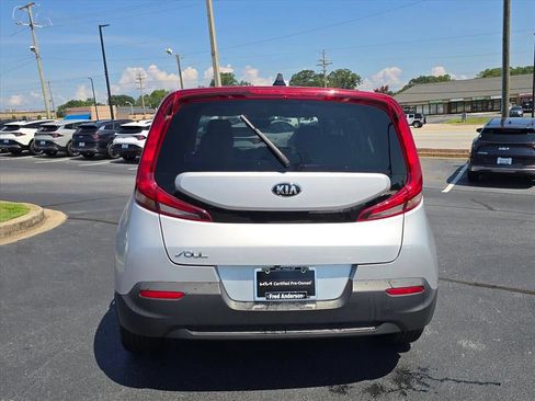 Used 2021 Kia Soul LX FWD image 4