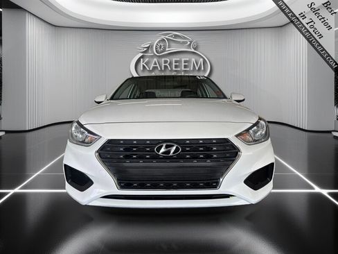 Used 2018 Hyundai Accent SE FWD image 2