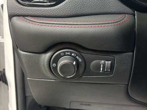 Used 2024 Dodge Durango GT image 10