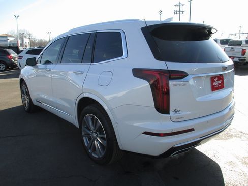 Used 2024 Cadillac XT6 Premium Luxury w/ Technology Package image 9