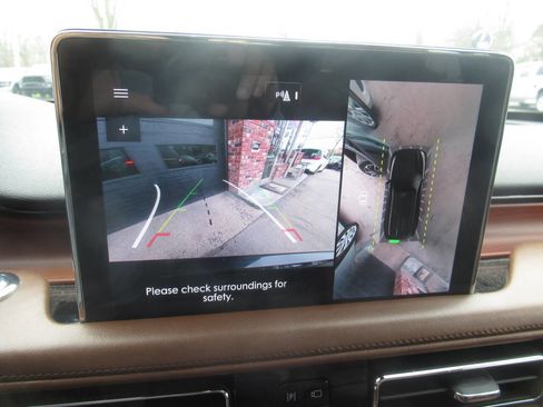 Used 2020 Lincoln Aviator Reserve w/ Equipment Group 202A AWD/4WD image 33