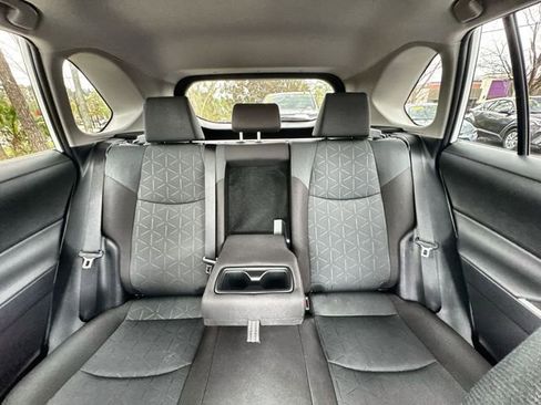 Used 2025 Toyota RAV4 XLE w/ Convenience Package image 31