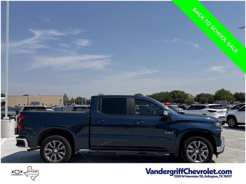 Used 2020 Chevrolet Silverado 1500 LT w/ Texas Edition RWD image 3