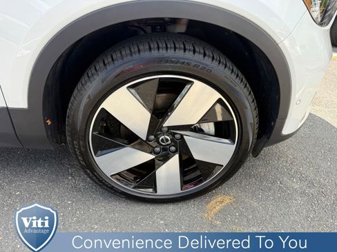 Certified 2023 Volvo XC40 Recharge Ultimate w/ Protection Package Premier AWD/4WD image 15