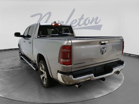 Used 2022 RAM 1500 Laramie AWD/4WD image 5