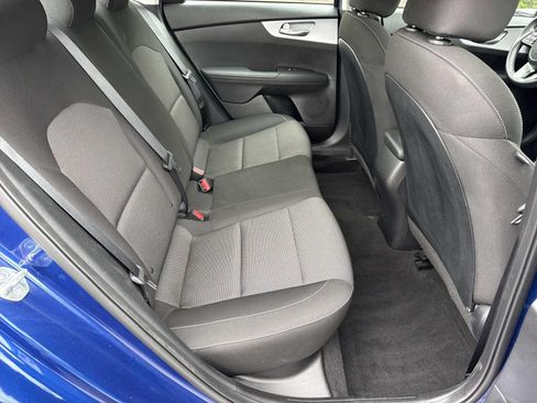 Used 2023 Kia Forte LXS w/ LXS Technology Package FWD image 25