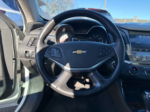 Used 2014 Chevrolet Impala LT image 21