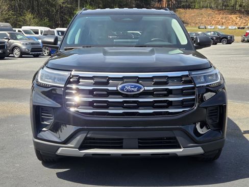 New 2026 Ford Explorer Active image 3