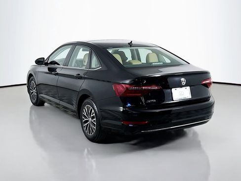 Used 2019 Volkswagen Jetta SE w/ Cold Weather Package image 7