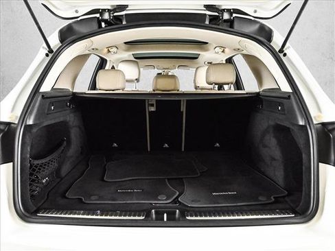 Used 2018 Mercedes-Benz GLC 300 4MATIC image 6