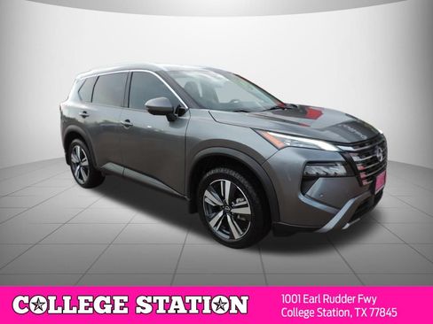 Certified 2024 Nissan Rogue SL AWD/4WD image 3