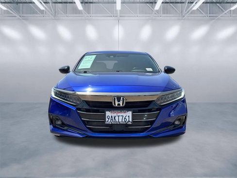 Used 2022 Honda Accord Sport image 2