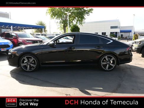 Used 2024 Honda Accord Sport image 4