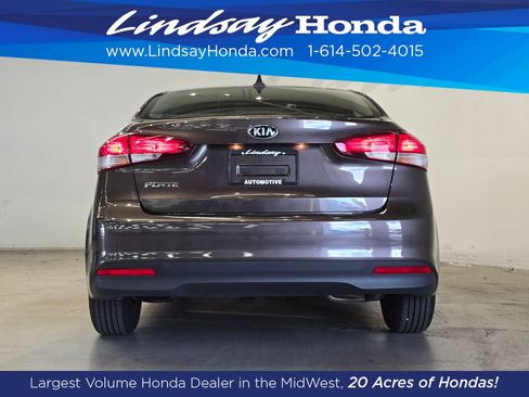 Used 2017 Kia Forte LX FWD image 6