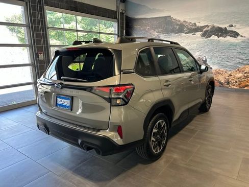 Used 2026 Subaru Forester Premium AWD/4WD image 40
