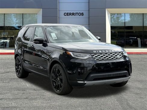New 2025 Land Rover Discovery S image 4