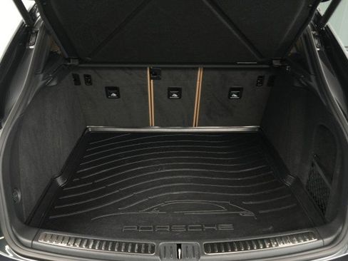 Used 2022 Porsche Macan S image 57