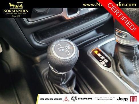 Certified 2025 Jeep Wrangler Unlimited Sahara AWD/4WD image 13