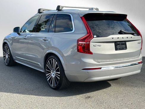 Used 2025 Volvo XC90 B6 Ultra w/ Lounge Package image 5