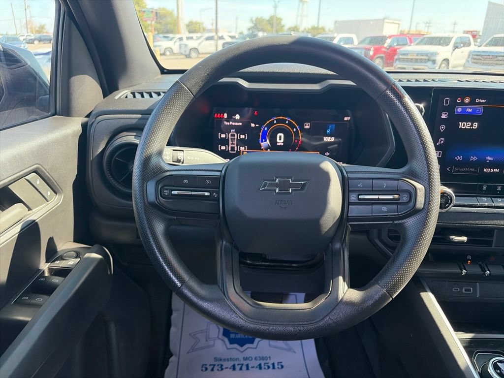 Used 2024 Chevrolet Colorado Trail Boss w/ Technology Package AWD/4WD image 15