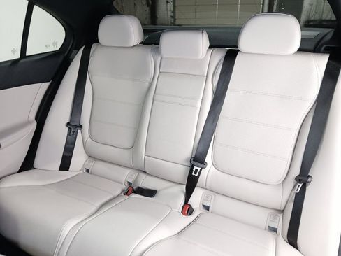 Used 2026 Mercedes-Benz C 300 4MATIC Sedan image 13