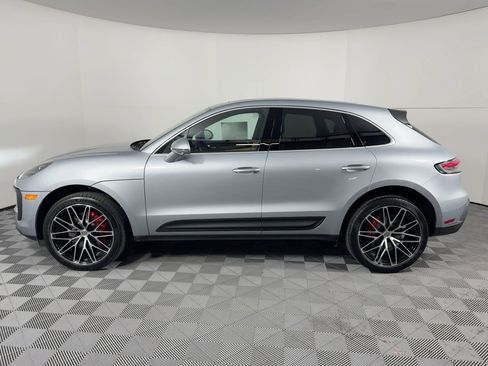 Certified 2026 Porsche Macan S AWD/4WD image 2