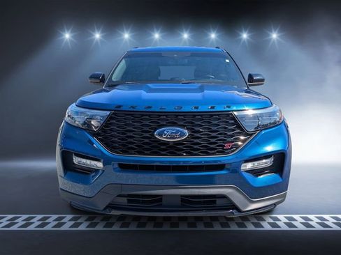 Used 2023 Ford Explorer ST RWD image 8