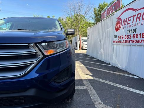 Used 2016 Ford Edge SE image 12