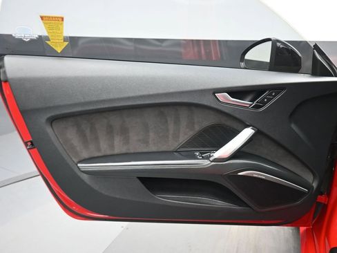 Used 2019 Audi TT 2.0T w/ Technology Package image 9