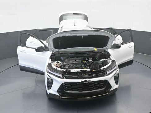 Used 2025 Chevrolet Trax ACTIV FWD image 69