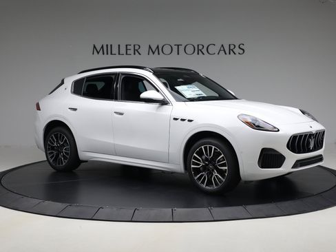 New 2025 Maserati Grecale GT image 10