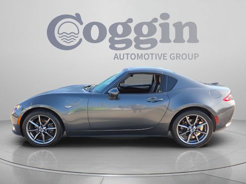 Used 2017 MAZDA MX-5 Miata RF Grand Touring RWD image 2
