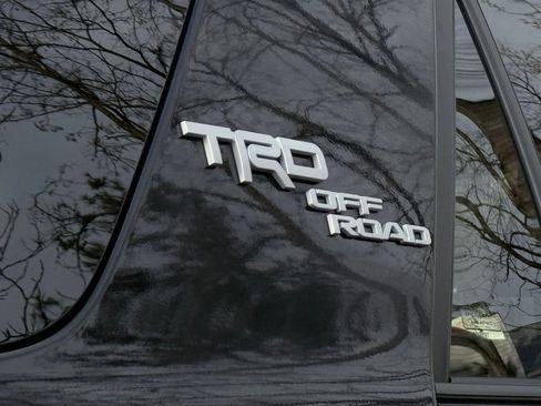 Used 2024 Toyota 4Runner TRD Off-Road Premium image 14