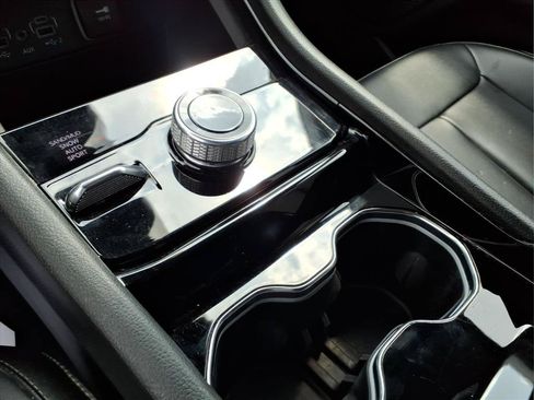 Certified 2023 Jeep Grand Cherokee Limited AWD/4WD image 7