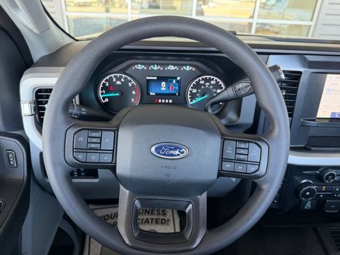 New 2026 Ford F250 XL w/ XL Off-Road Package image 8