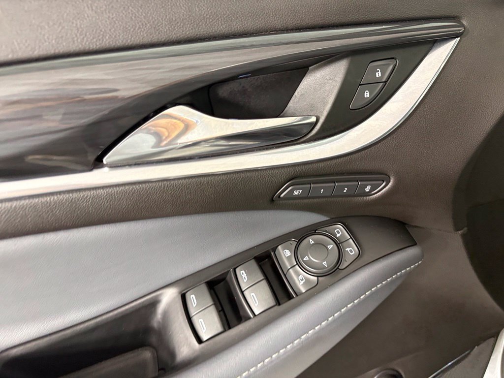 Used 2023 Buick Enclave Premium w/ Experience Buick Package FWD image 21