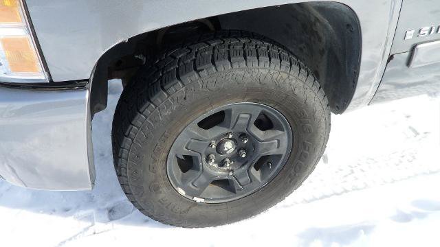 Used 2008 Chevrolet Silverado 1500 LT w/ Power Pack Plus AWD/4WD image 5
