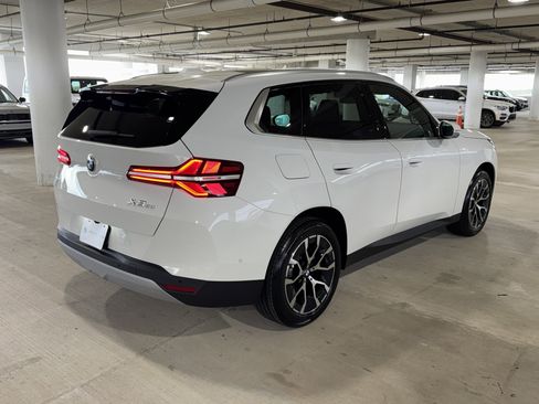 New 2026 BMW X3 xDrive30 w/ Premium Package AWD/4WD image 7
