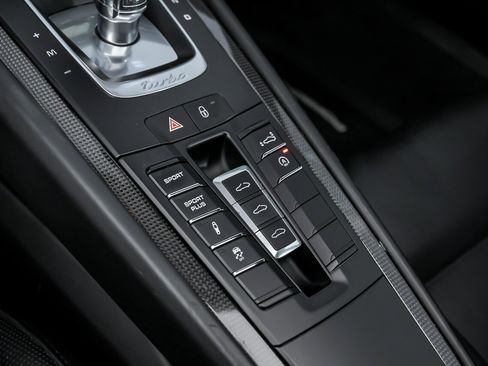 Used 2015 Porsche 911 Turbo AWD/4WD image 39