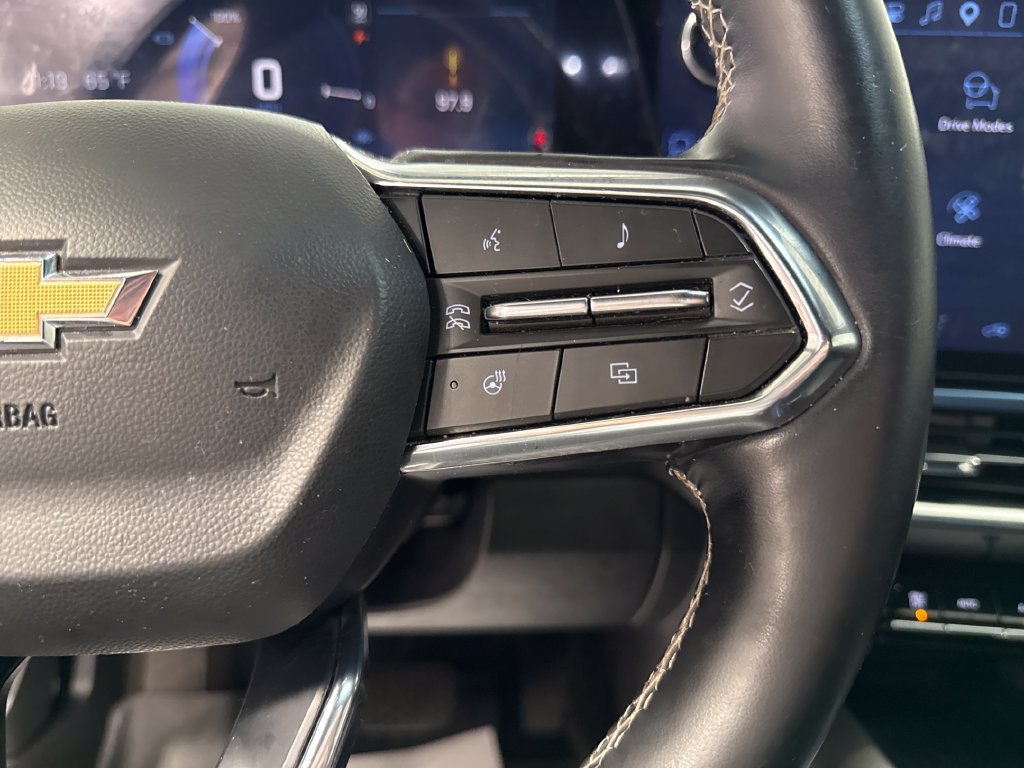 Used 2024 Chevrolet Equinox EV LT FWD image 5