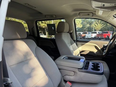 Used 2018 Chevrolet Silverado 1500 LT w/ All Star Edition image 34