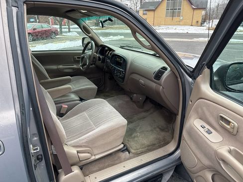 Used 2001 Toyota Tundra SR5 image 6