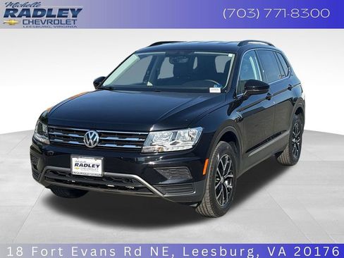Used 2021 Volkswagen Tiguan SE AWD/4WD image 1