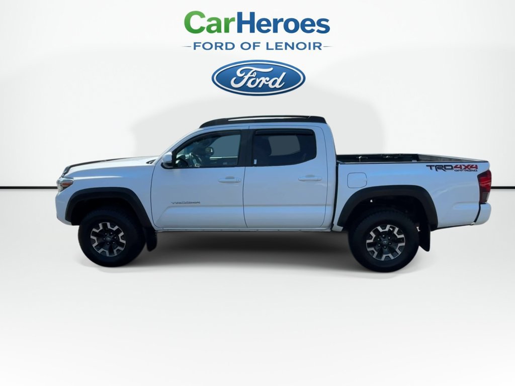 Used 2018 Toyota Tacoma TRD Off-Road w/ Technology Package AWD/4WD image 5