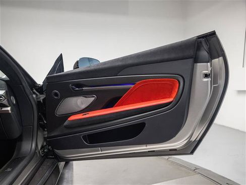 Used 2025 Aston Martin Vanquish RWD image 35