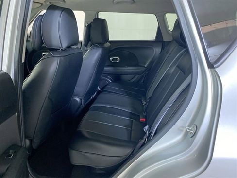 Used 2017 Kia Soul image 28