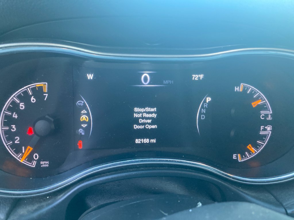 Used 2021 Jeep Grand Cherokee Limited AWD/4WD image 19