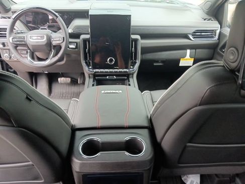 New 2026 GMC Yukon AT4 Ultimate w/ LPO, Floor Liner Package AWD/4WD image 9