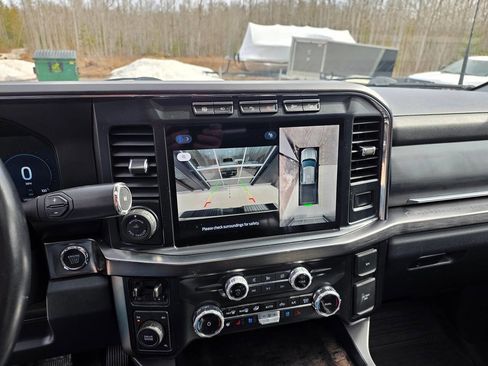 Used 2024 Ford F350 Lariat w/ Lariat Ultimate Package AWD/4WD image 37